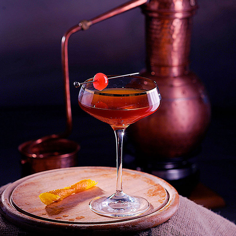 Café Manhattan cocktail recipe using Los Cafeteros in glass
